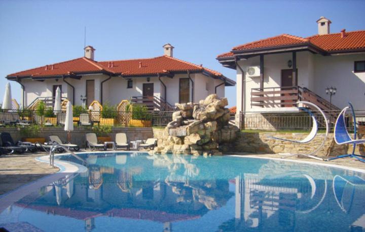 Bay View Villas - Luxury Villas & Apartments Kosharitsa エクステリア 写真