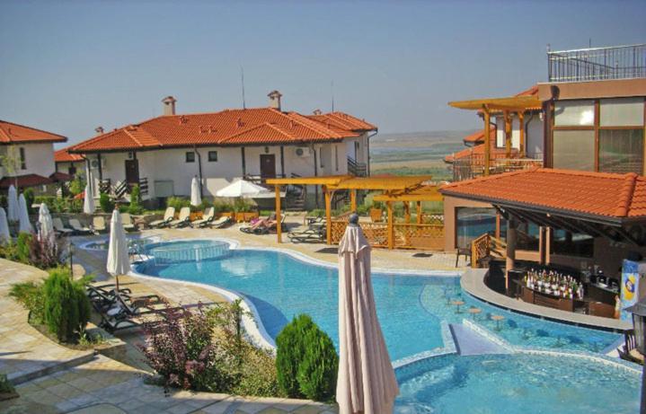 Bay View Villas - Luxury Villas & Apartments Kosharitsa エクステリア 写真