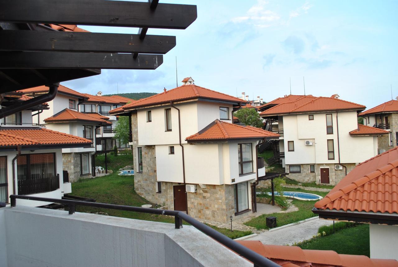 Bay View Villas - Luxury Villas & Apartments Kosharitsa エクステリア 写真